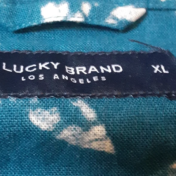 LUCKY BRAND BLUE AND WHITE BUTTON DOWN FRONT SHIRT, XL - Picture 4 of 10